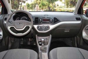 Kia-Picanto-2012-(7)