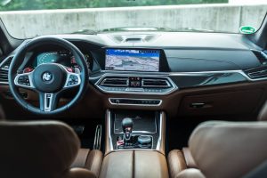 Manhart-BMW-MHX5-700-23