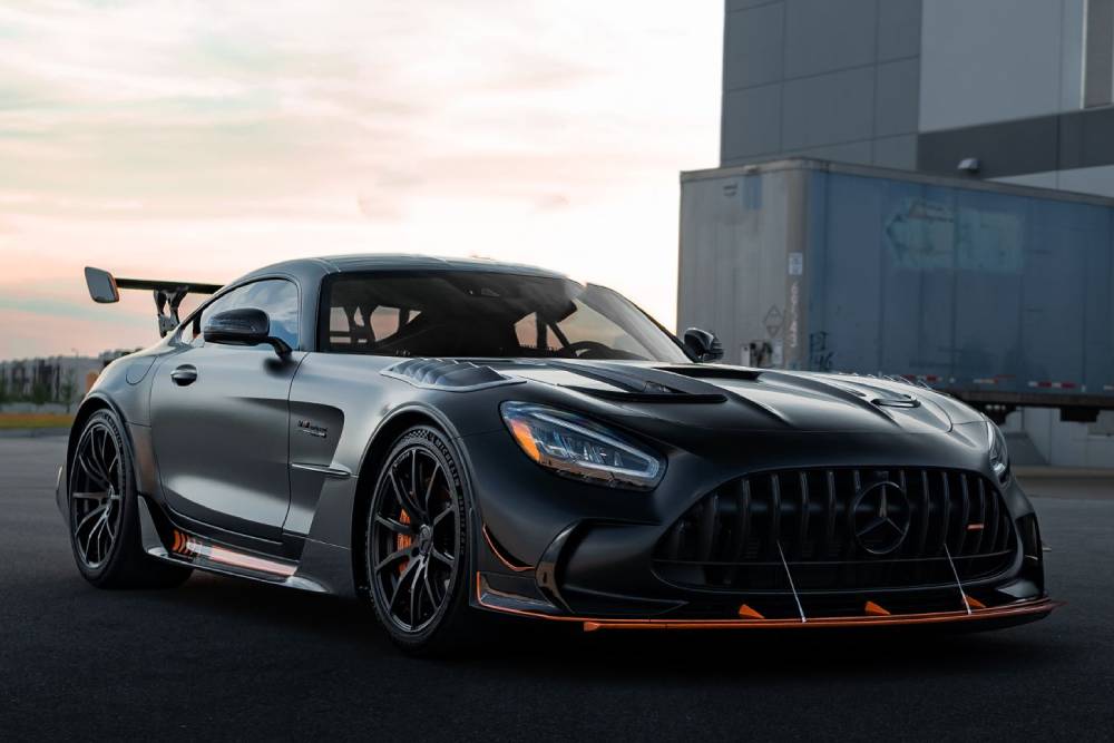 https://autogreeknews.gr/wp-content/uploads/2022/06/Mercedes-AMG-GT-Black-Series-Renntech-1.jpg