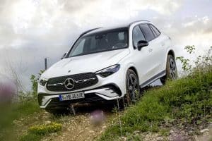 Mercedes-GLC-2022-(20)