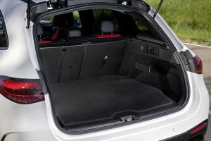 Mercedes-GLC-2022-(4)