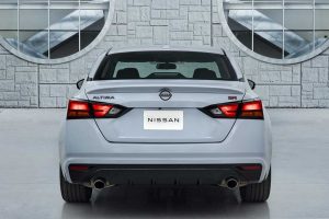 Nissan-Altima-2022-(3)