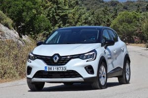 Renault Captur 1.3 TCe 140 hp MHEV (9)