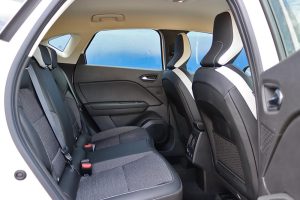 Renault Captur piso kathisma (1)