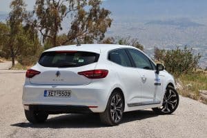 Renault-Clio-1.5-Blue-dCi-100-hp-(3)