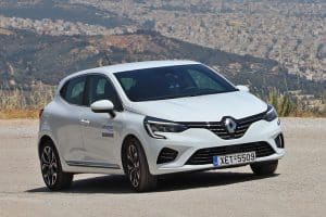Renault-Clio-1.5-Blue-dCi-100-hp-(9)
