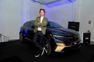 Renault-Megane-E-Tech-Clio-Williams5