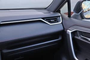 Suzuki Across Plug-in Hybrid (17)