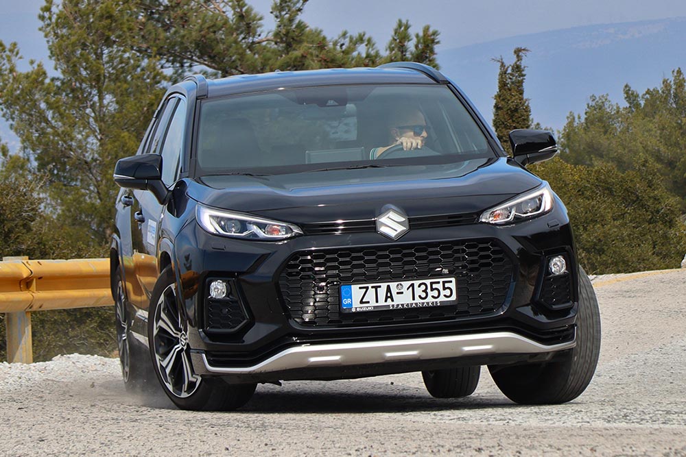 https://autogreeknews.gr/wp-content/uploads/2022/06/Suzuki-Across-Plug-in-Hybrid-39.jpg
