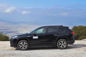 Suzuki Across Plug-in Hybrid (42)