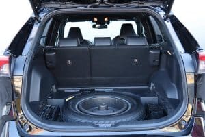 Suzuki Across Plug-in Hybrid (8)