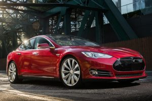 Tesla-Model_S-2013