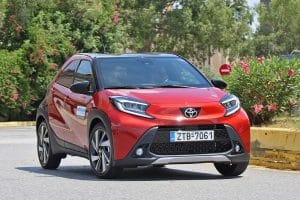 Toyota-Aygo-X-(10)