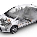 Toyota-Yaris-Hybrid-2012-(2)