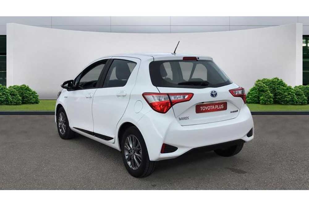 https://autogreeknews.gr/wp-content/uploads/2022/06/Toyota-Yaris-Hybrid-2018-2.jpg