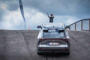 Toyota_Bz4x_Mediumweb-101