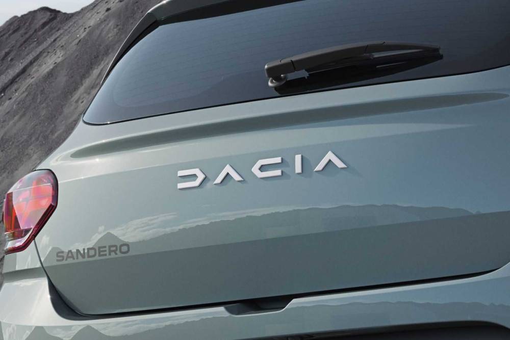 https://autogreeknews.gr/wp-content/uploads/2022/06/dacia-la-nuova-identita-di-marca-della-gamma-10.jpg