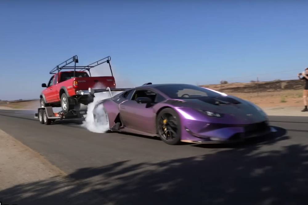 https://autogreeknews.gr/wp-content/uploads/2022/06/huracan-tow-truck.jpg