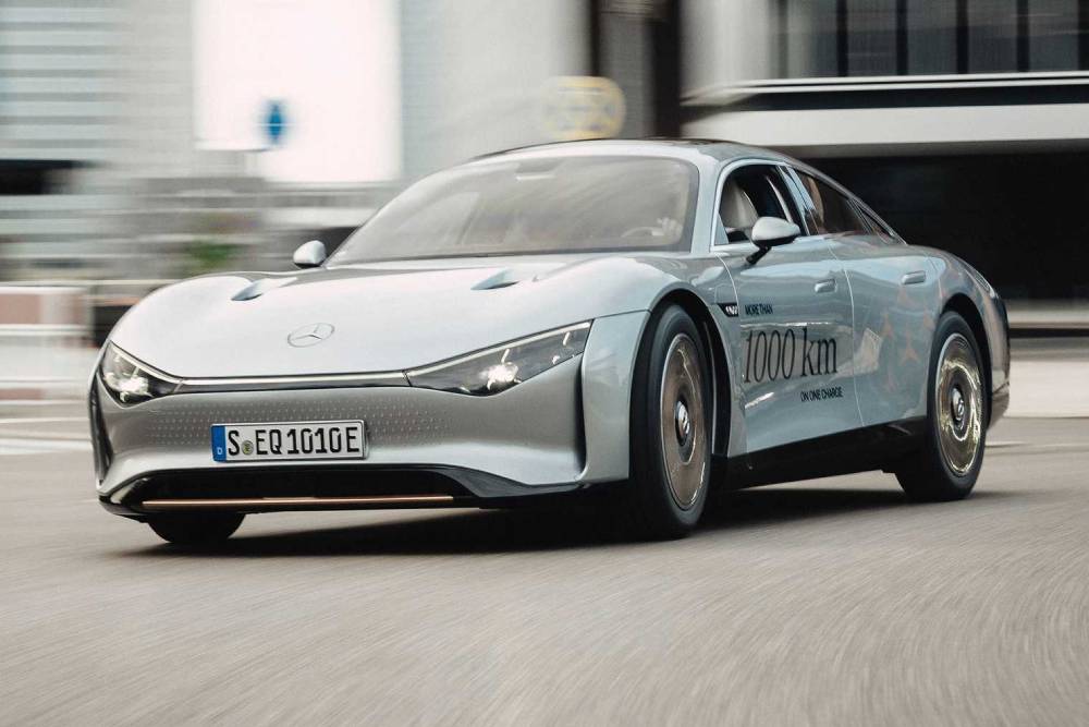 https://autogreeknews.gr/wp-content/uploads/2022/06/mercedes-vision-eqxx-747-mile-drive-3.jpg