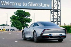 mercedes-vision-eqxx-747-mile-drive (5)