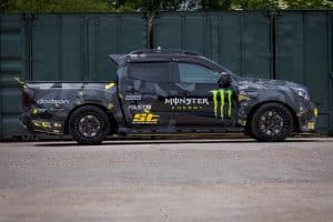 nissan navara-r official 02