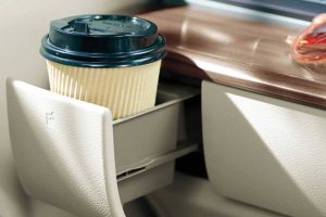 suzuki-alto-lapin-lc-cup-holder