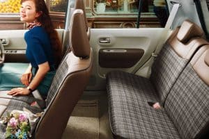 suzuki-alto-lapin-lc-rear-seats