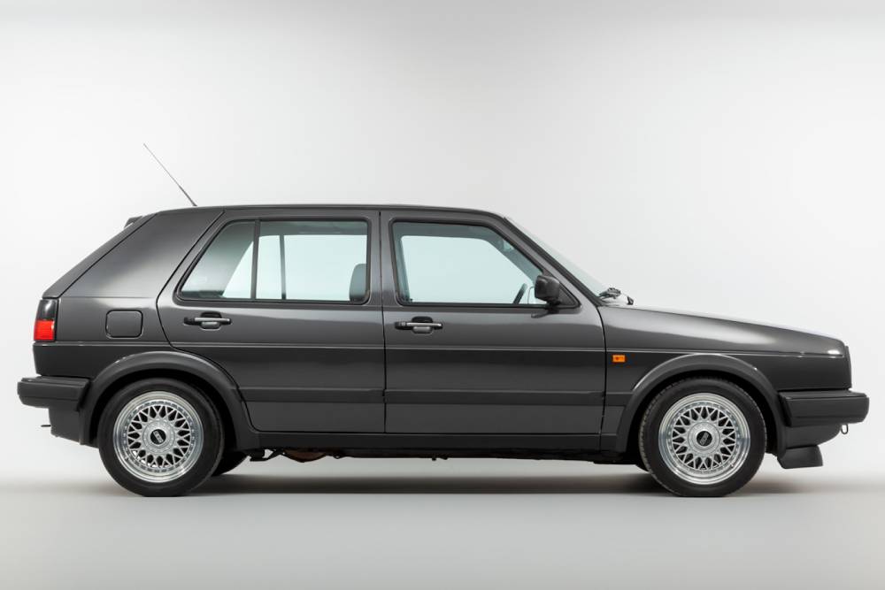 https://autogreeknews.gr/wp-content/uploads/2022/07/1989-Volkswagen-VW-Golf-G60-Limited-00002.jpg