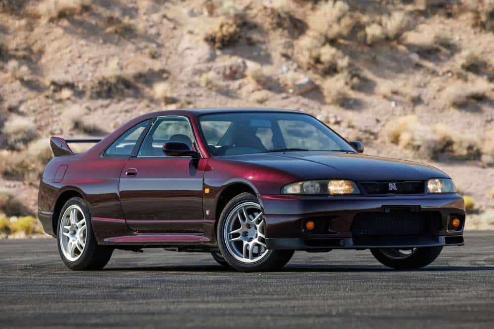 Οπτασία Nissan Skyline R33 δεν ζηλεύει το R34