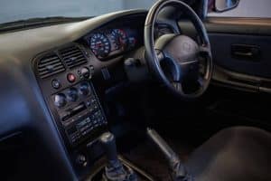 1995-Nissan-Skyline-R33-10