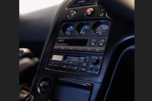 1995-Nissan-Skyline-R33-15