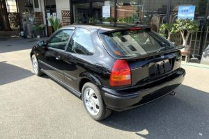 1996-Honda-Civic-SiR-26-km-9