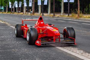 1998-Ferrari-F300-Formula-1-Schumacher-11