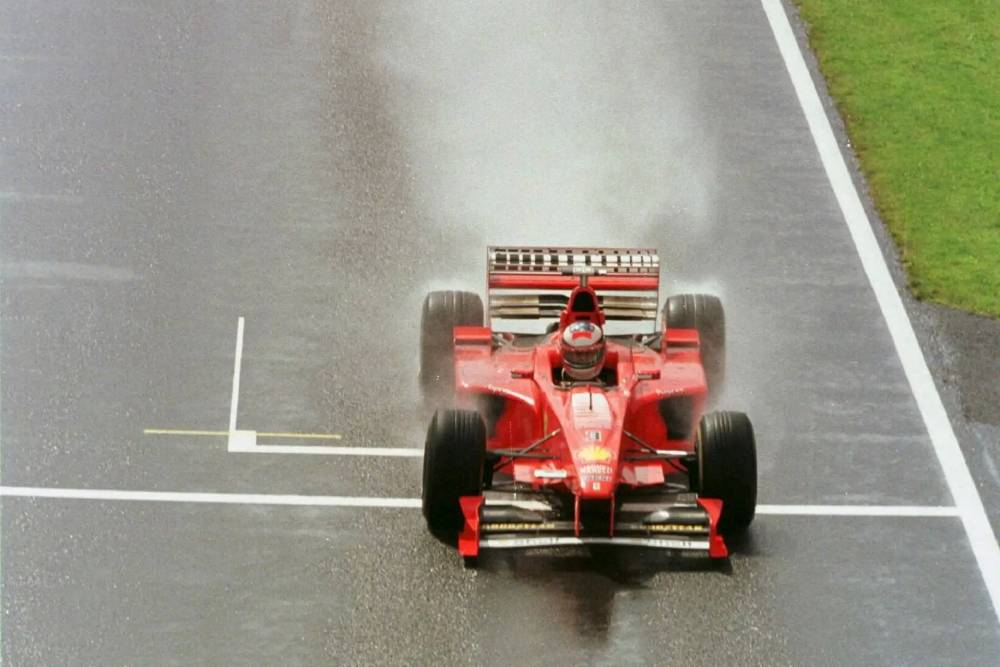 https://autogreeknews.gr/wp-content/uploads/2022/07/1998-Ferrari-F300-Formula-1-Schumacher-22.jpg