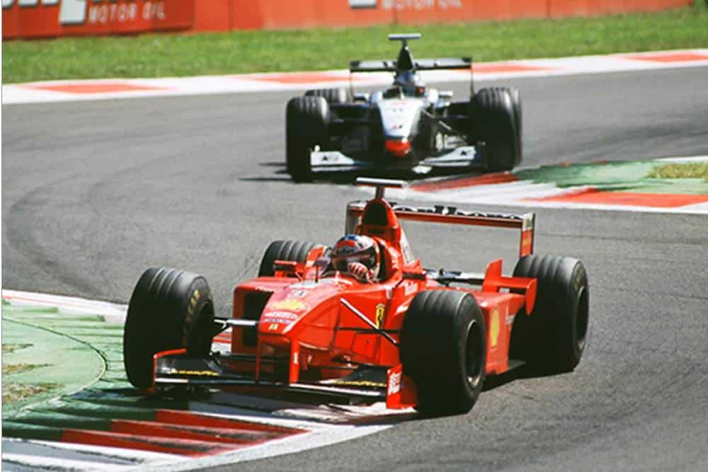 https://autogreeknews.gr/wp-content/uploads/2022/07/1998-Ferrari-F300-Formula-1-Schumacher-27.jpg