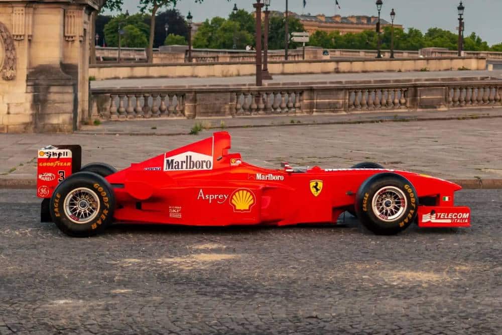 https://autogreeknews.gr/wp-content/uploads/2022/07/1998-Ferrari-F300-Formula-1-Schumacher-4.jpg