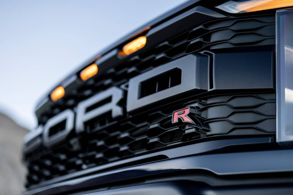 https://autogreeknews.gr/wp-content/uploads/2022/07/2023-F-150-Raptor-R_exterior_01-1.jpg