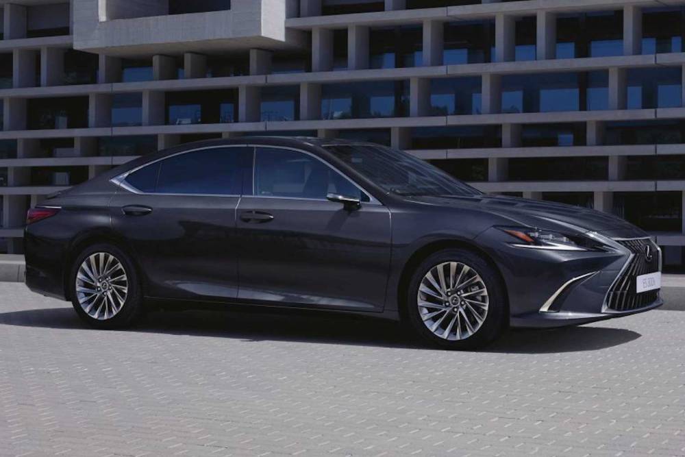 https://autogreeknews.gr/wp-content/uploads/2022/07/2023-lexus-es-europe-5.jpg