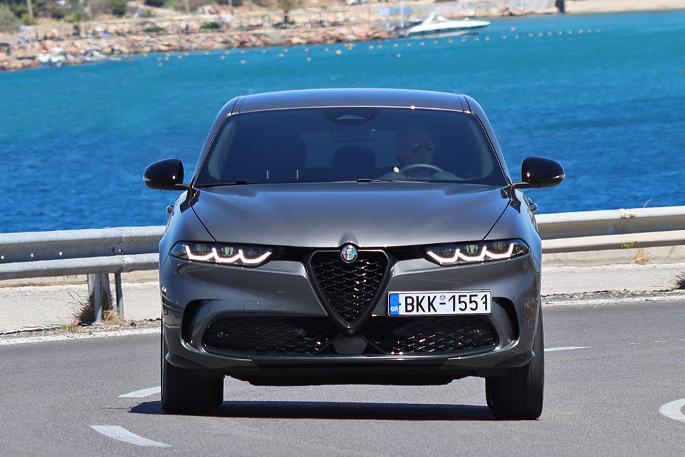 https://autogreeknews.gr/wp-content/uploads/2022/07/Alfa-Romeo-Tonale-1.5-130-PS-13.jpg