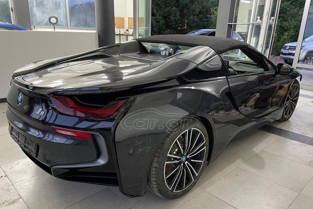 https://autogreeknews.gr/wp-content/uploads/2022/07/BMW-i8-crash-6.jpg