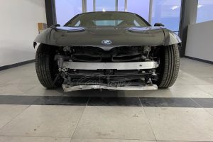 BMW-i8-crash-(9)