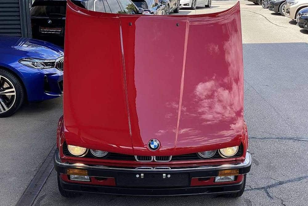 https://autogreeknews.gr/wp-content/uploads/2022/07/BMW_323i_E30_1985_nove_for_sale-7.jpg
