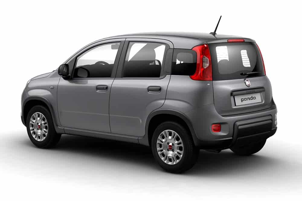 https://autogreeknews.gr/wp-content/uploads/2022/07/Fiat-Panda-1.0-Hybrid-2022-2.jpg