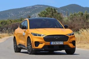 Ford Mustang Mach-E GT (8)