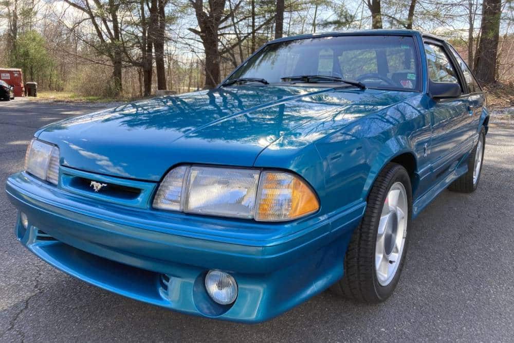 https://autogreeknews.gr/wp-content/uploads/2022/07/Ford_Mustang_SVT_Cobra_1993_for_sale-1.jpg