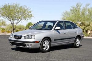 Hyundai-Elantra-2003-(1)