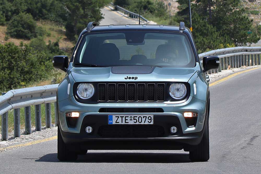 https://autogreeknews.gr/wp-content/uploads/2022/07/Jeep-Renegade-1.5T-e-Hybrid-3.jpg
