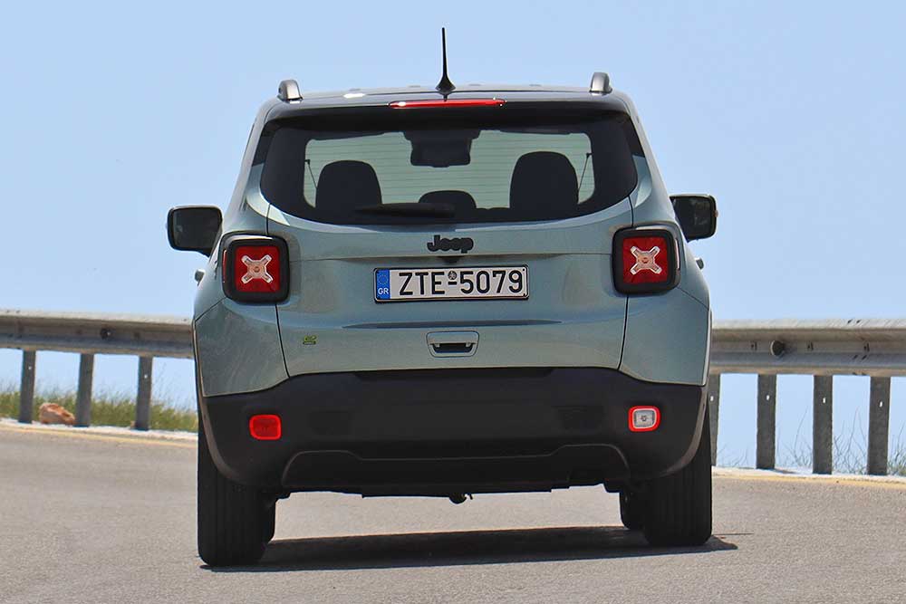 https://autogreeknews.gr/wp-content/uploads/2022/07/Jeep-Renegade-1.5T-e-Hybrid-5.jpg