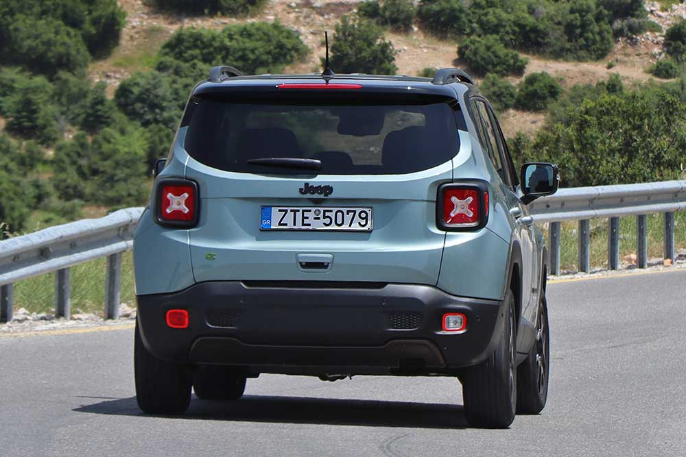 https://autogreeknews.gr/wp-content/uploads/2022/07/Jeep-Renegade-1.5T-e-Hybrid-8.jpg