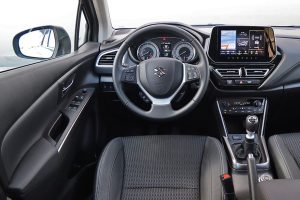 Suzuki S-Cross 1.4T 4WD (11)